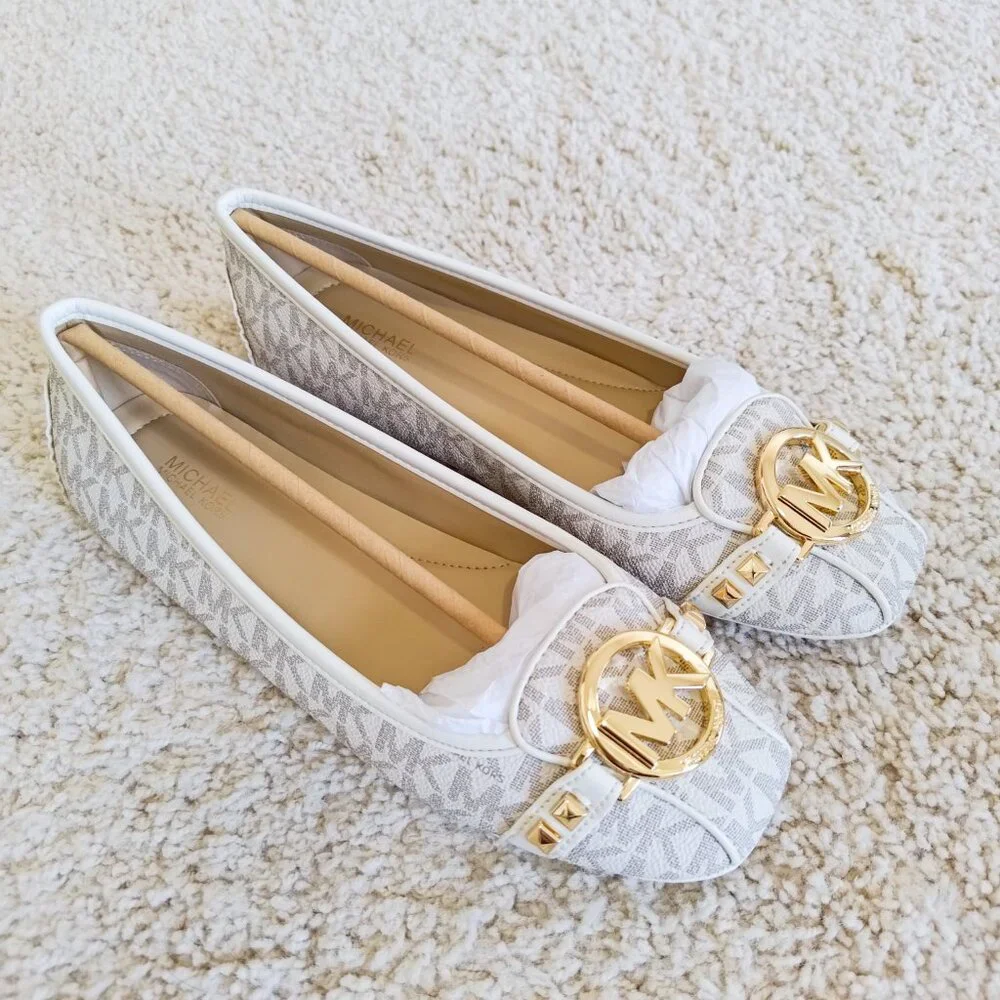 Michael Kors Fulton Studded Logo Moccasin size 7.5 color vanilla 49T8FUFR1B - Picture 10 of 15